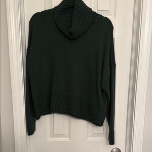 Women's Dark Green Sweater